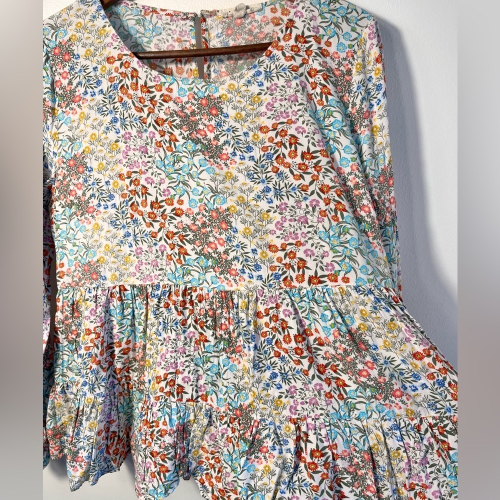 Jane & Delancey Pink Blue Floral Scoop Neck Long Sleeve Tiered Peplum Top M